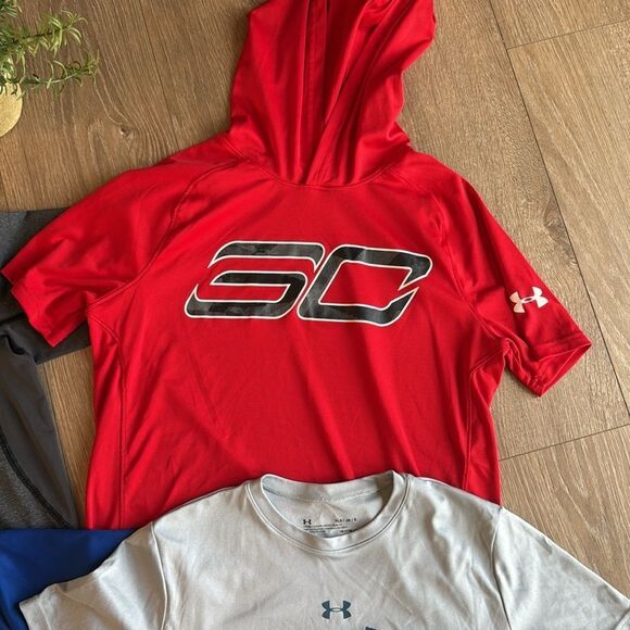 ((4 PIECE)) UNDER ARMOUR AND CHAMPION TEE BUNDLE SIZE LARGE - Picture 5 of 5
